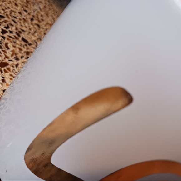 White/Gold Love mug EUC - Picture 8 of 13